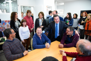 inauguración del centro de día de la Asociación de las Encinas por Emiliano García Page